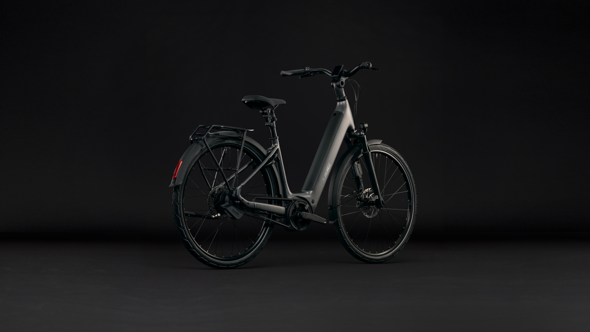 Supreme Hybrid Deluxe SLT 600 gris liso y cromo, acceso fácil