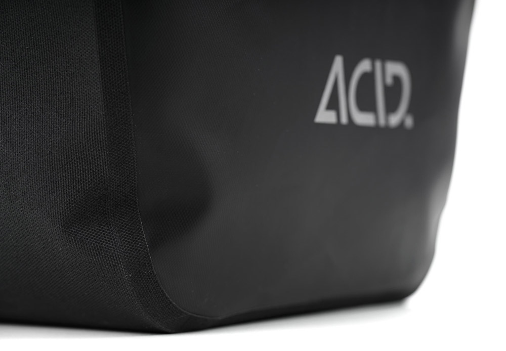 ACID-TRAVLR-PURE-Fahrradtaschen-93107_d.jpg