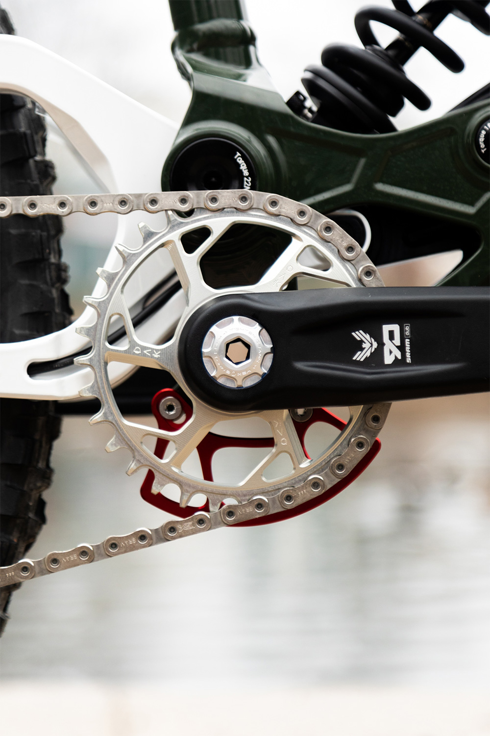 Amulet 8-bolt chainring 32T