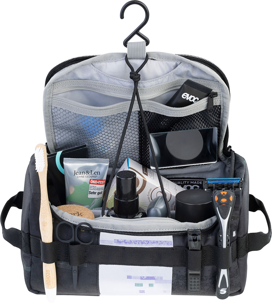 401228905-WASH-BAG-dt04.jpg