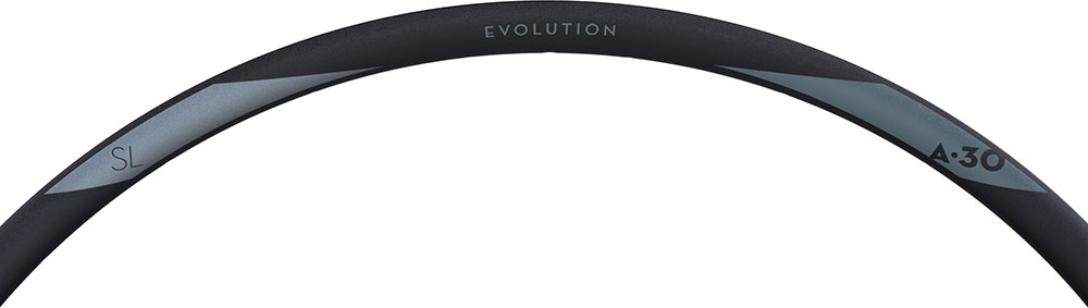 Newmen-Evolution-SL-A.30-Felge_90012_02.jpg