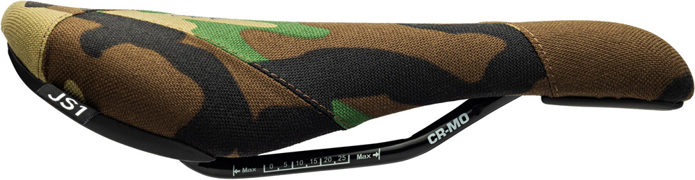 7237010221-JS1-Sattel-light-camo(2).jpg