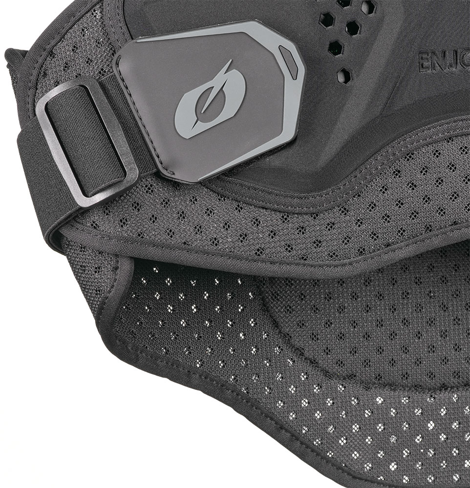 BP Soft - Protector de pecho negro
