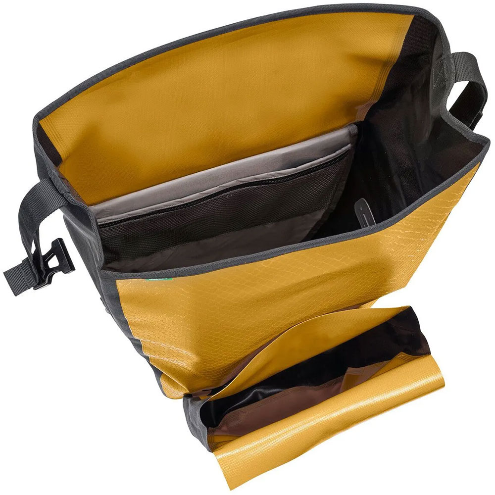 Vaude-Aqua-Back-Plus-(rec)-45849_317-(3).jpg