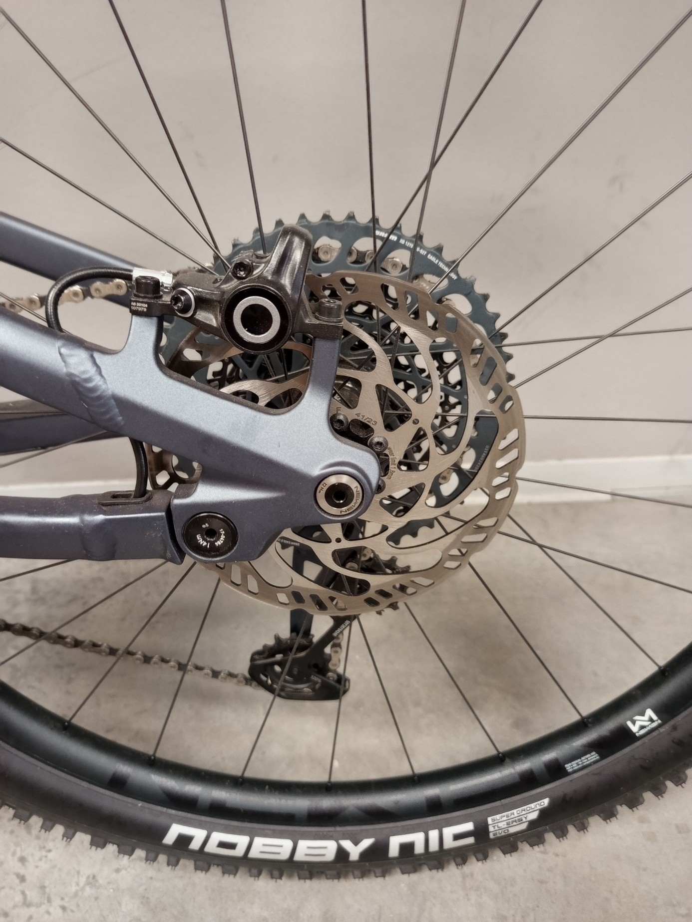 SKEEN TRAIL 10.0 (prodotto restituito)