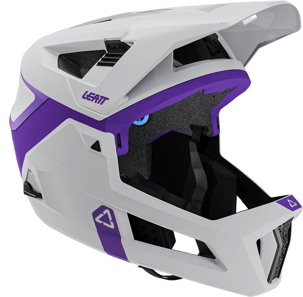 Leatt_LE-HLT-231414_Enduro4 (2).jpg