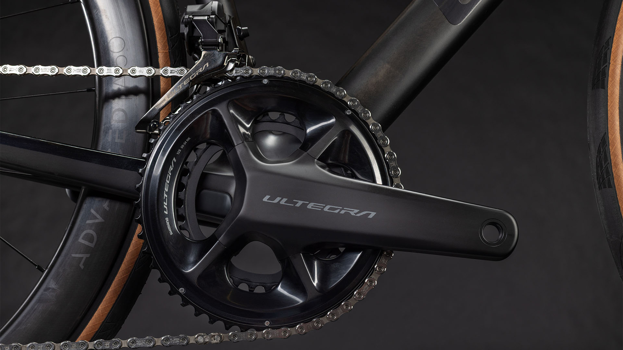 cube 125700 20161879 Attain C62 SLT carbon´n´coalchrome  (5).jpg