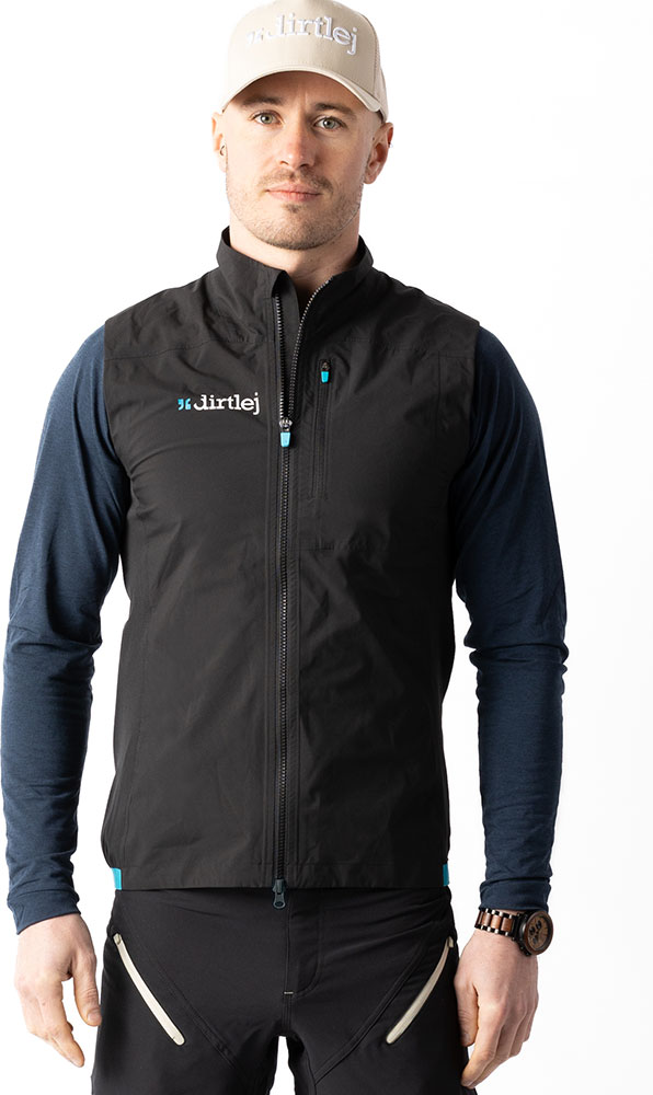 dirtlej_Weathershield-Vest-Weste_20240001_ (3).jpg