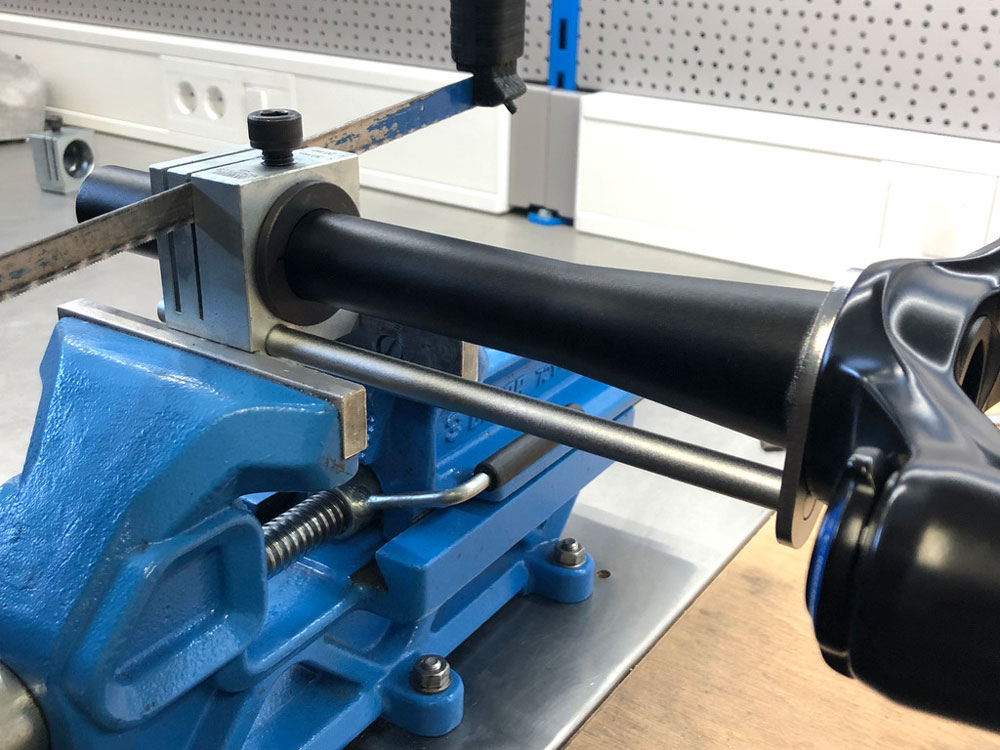Unior Tools 623417 20129630 Steuerrohr Schneidführung Profi 16042PLUS  (5).jpg