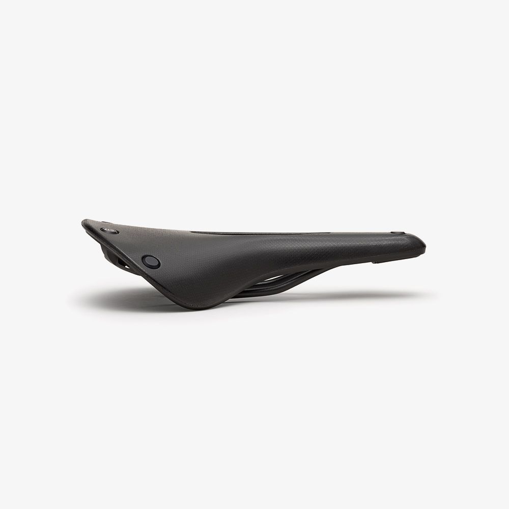 4_c17_carved_black_cambium_saddle_side.jpg