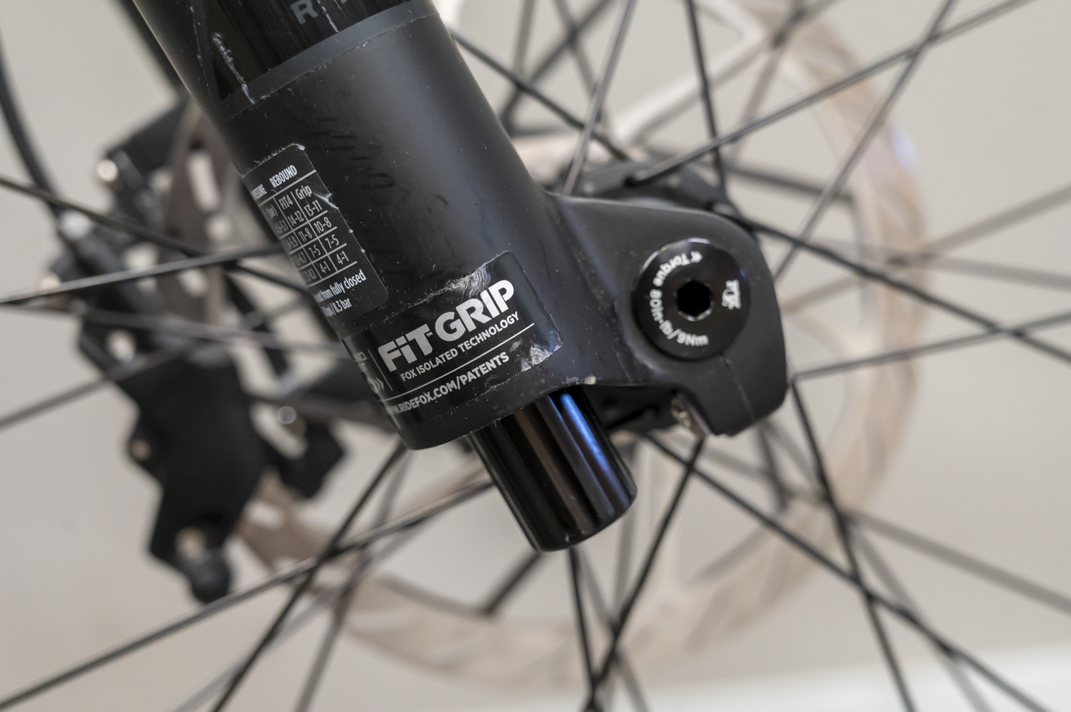 Voltage 910 Carbon Black (returned item)