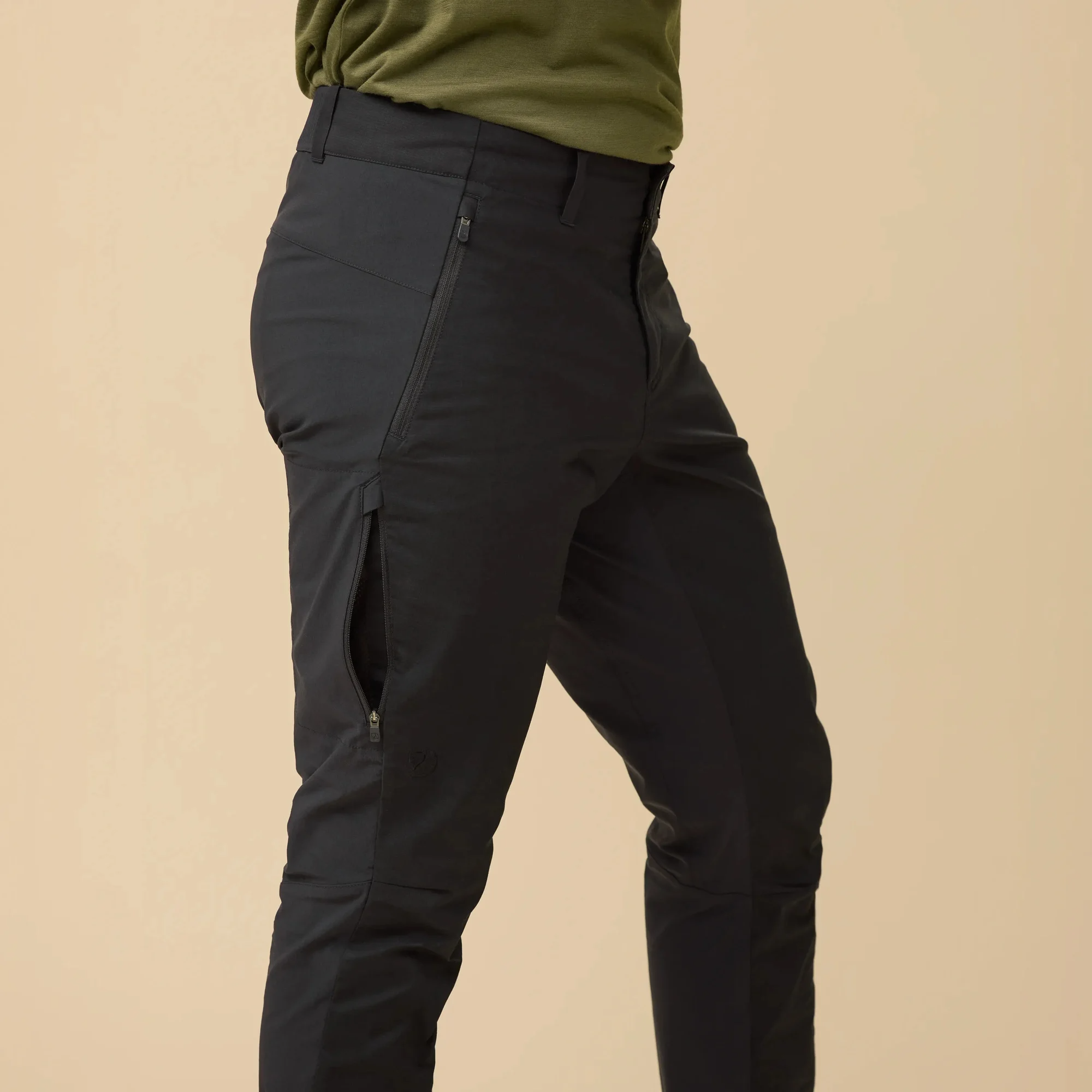 Fjällräven_F12200197_Hoja Hybrid - MTB Hose (3).png