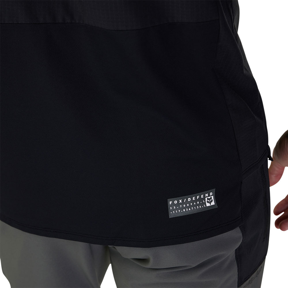 Fox_33788-001_Defend_Thermal_MTB_Langarmtrikot (2).jpg