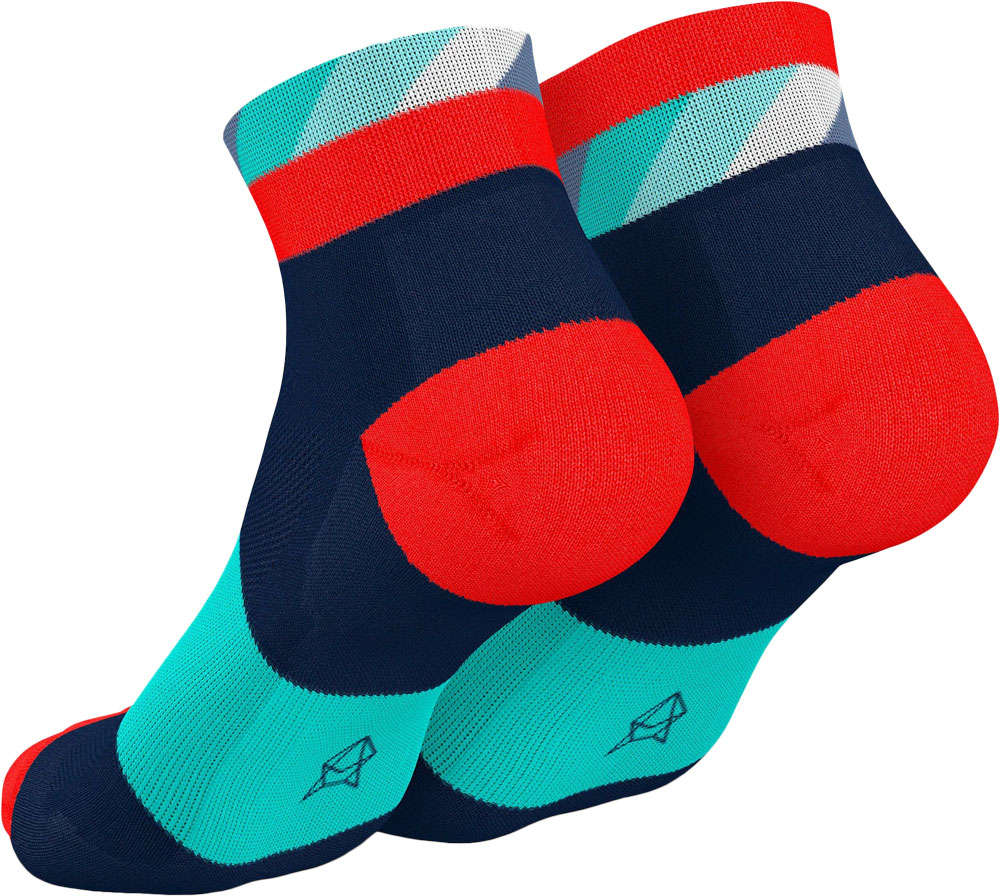 incylence-ultralight-socks-low-cut-01025721 (2).jpg