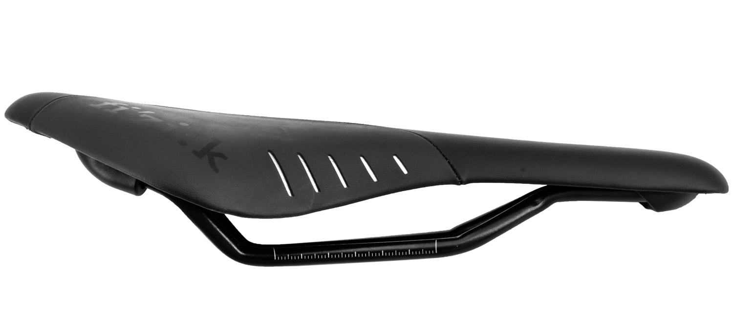 自転車 fizik  ANTARES R7 フィジーク アンタレス r7（自転車用 サドル）｜サドル、シートポスト