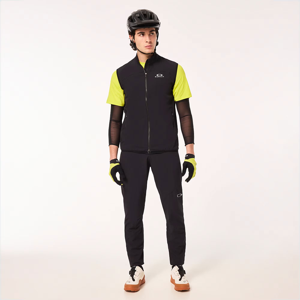 Oakley_Elements-MTB-Vest_FOA405453 02E_ (7).jpg