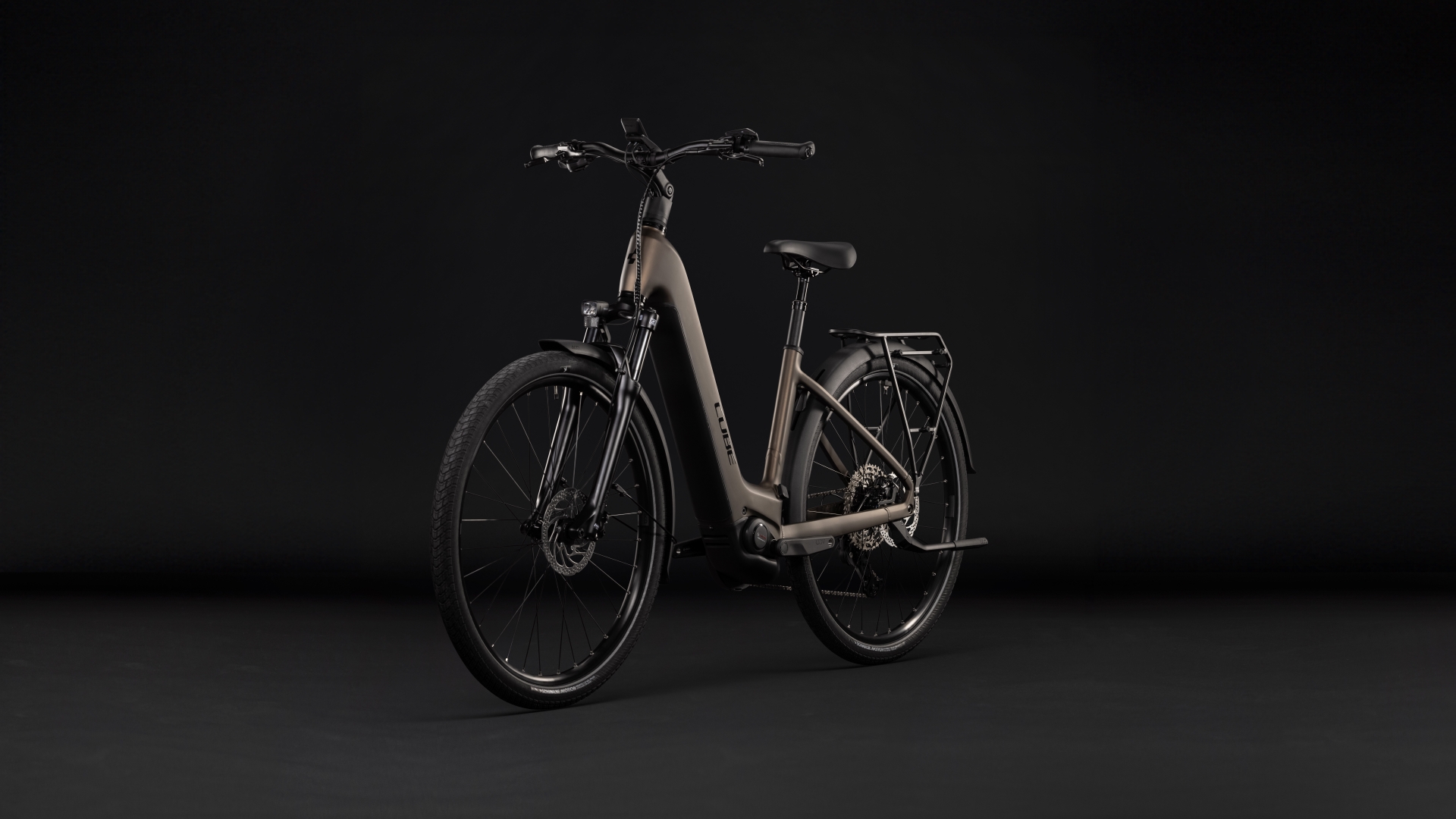 Touring Hybrid Pro 800 metallicumbra´n´black Easy Entry