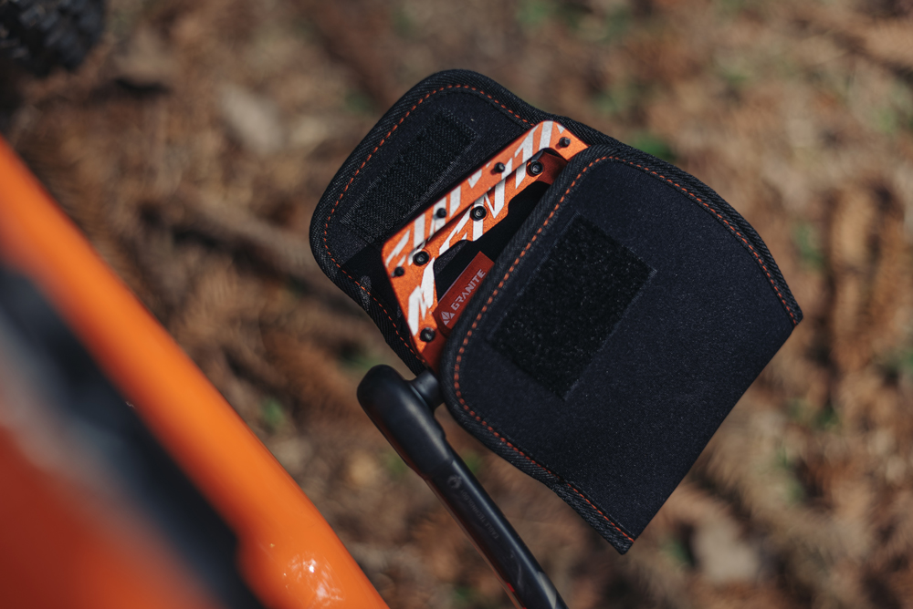 20100782 Pita Pedal Cover für Plattformpedale G_Action_Pita-013.jpg