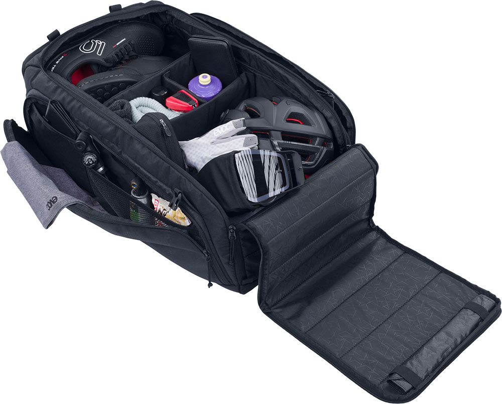 401415100-GEAR-BAG-55-MACASKILL-dt04.jpg