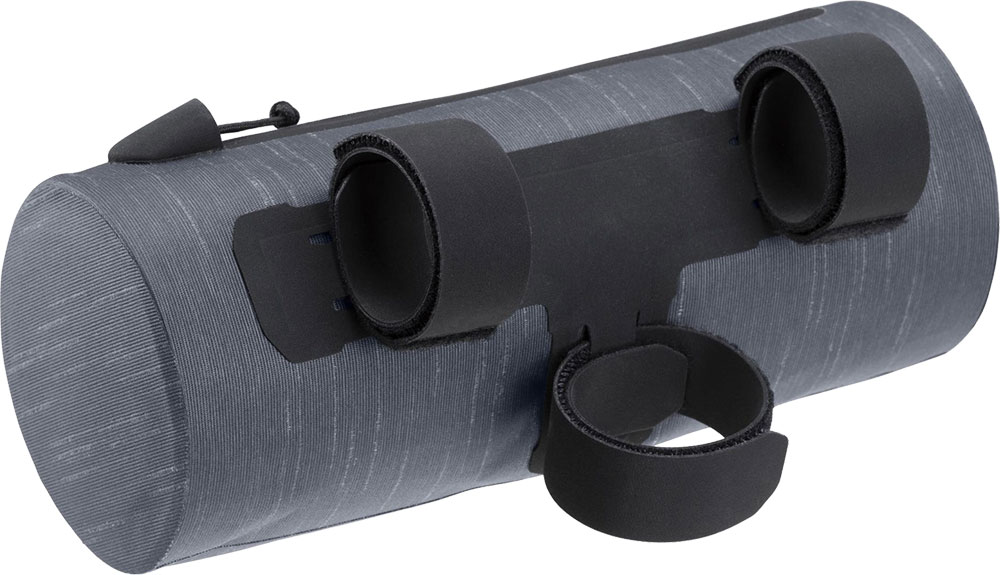 Evoc-102811121-HANDLEBAR-PACK-WP-1,5-(2).jpg