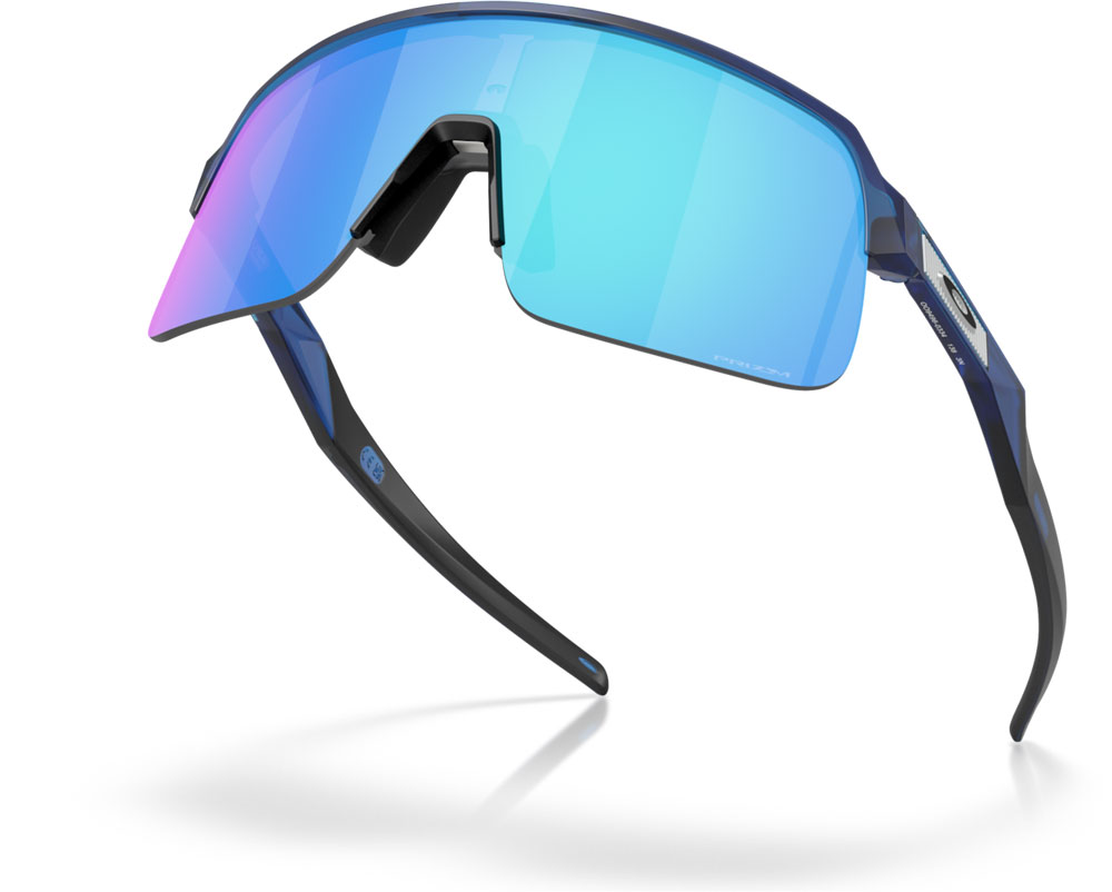 Oakley_0OO9496__949603_ (2).jpg