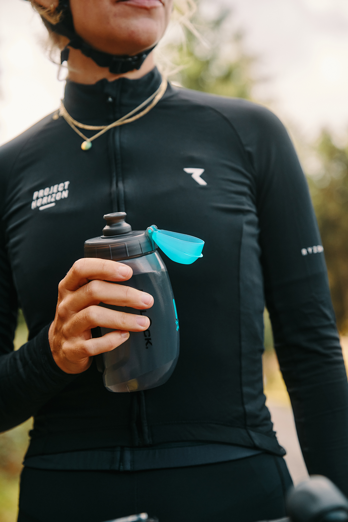 Fidlock AB-09611(TBL) 20152621 TWIST Bottle 450 antibacterial + Bike Base  (18).jpg