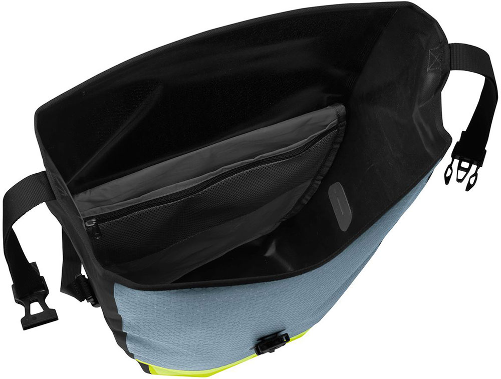 Vaude-Aqua-Back-Color-(rec)-45853_538-(3).jpg