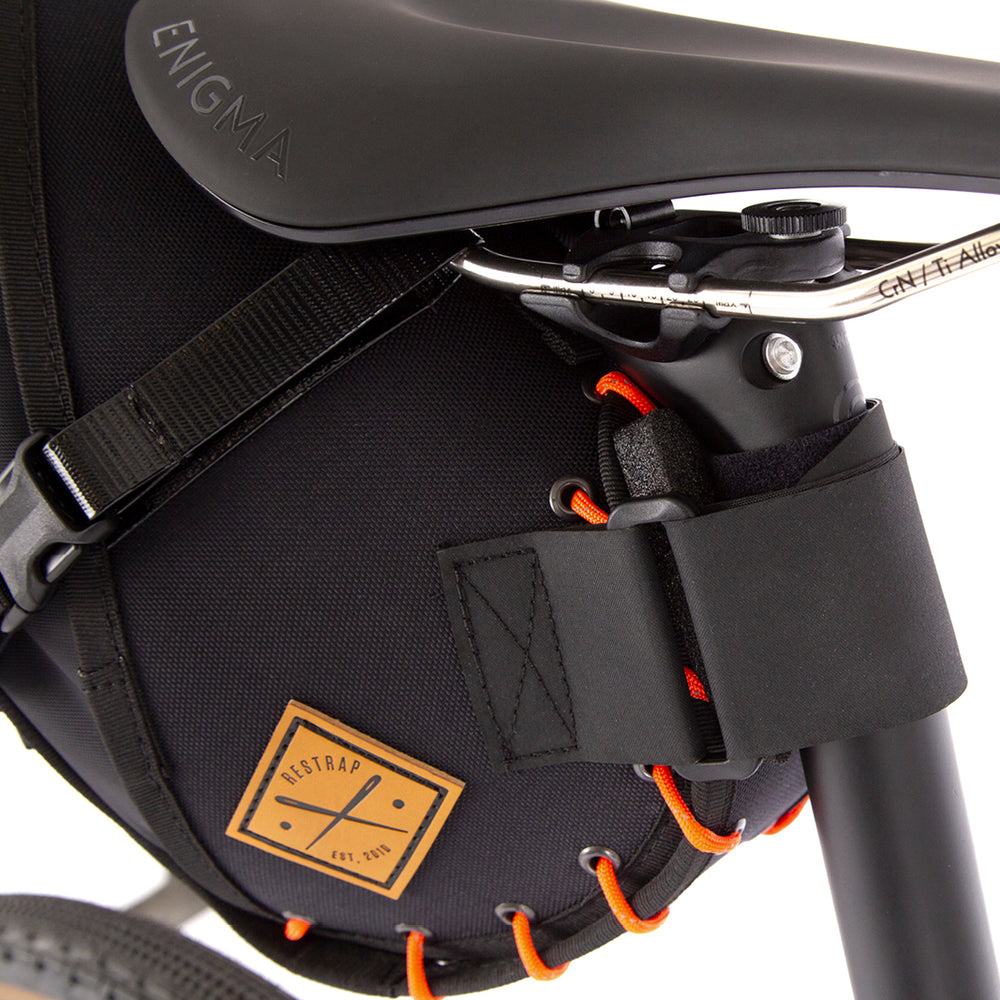 Sacoche de selle 8 L noir/orange