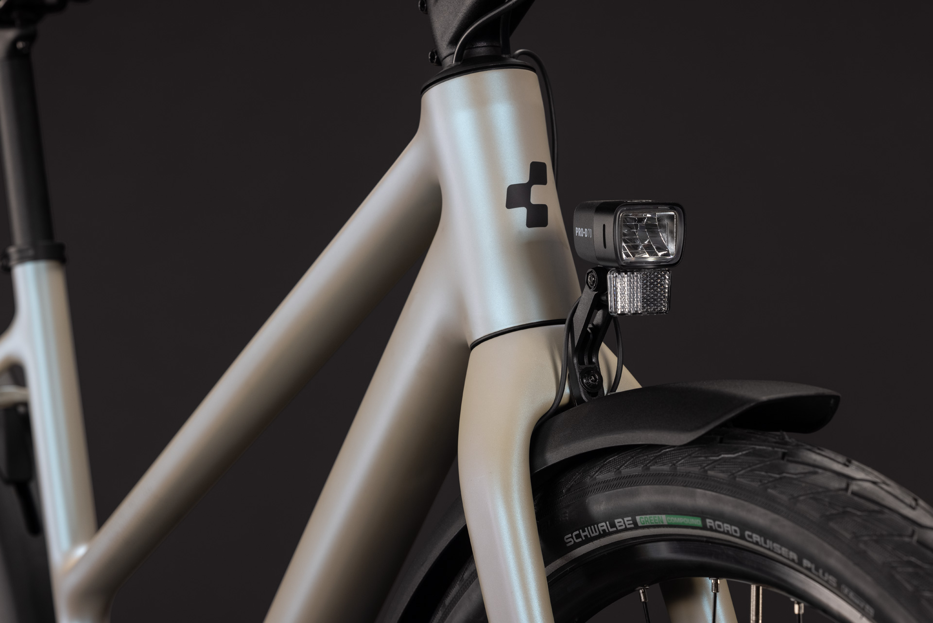 Editor ONE FE Glintsand'n'Black Trapeze