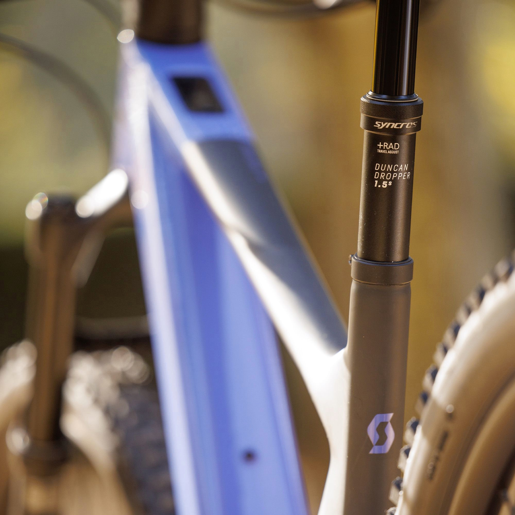 Contessa Voltage eRIDE 910 Raw Carbon / Veri Peri