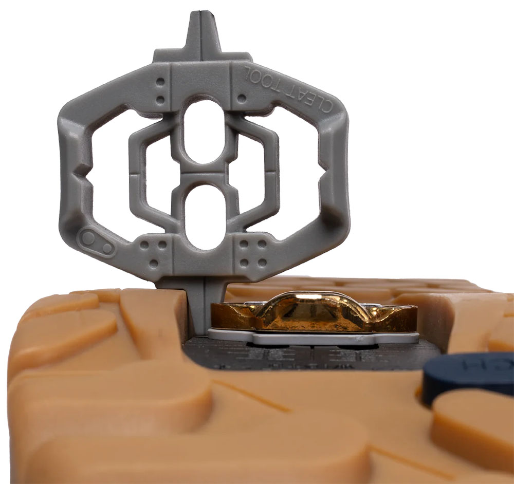 641300170330_cleat-tool_Crankbrothers(2).jpg