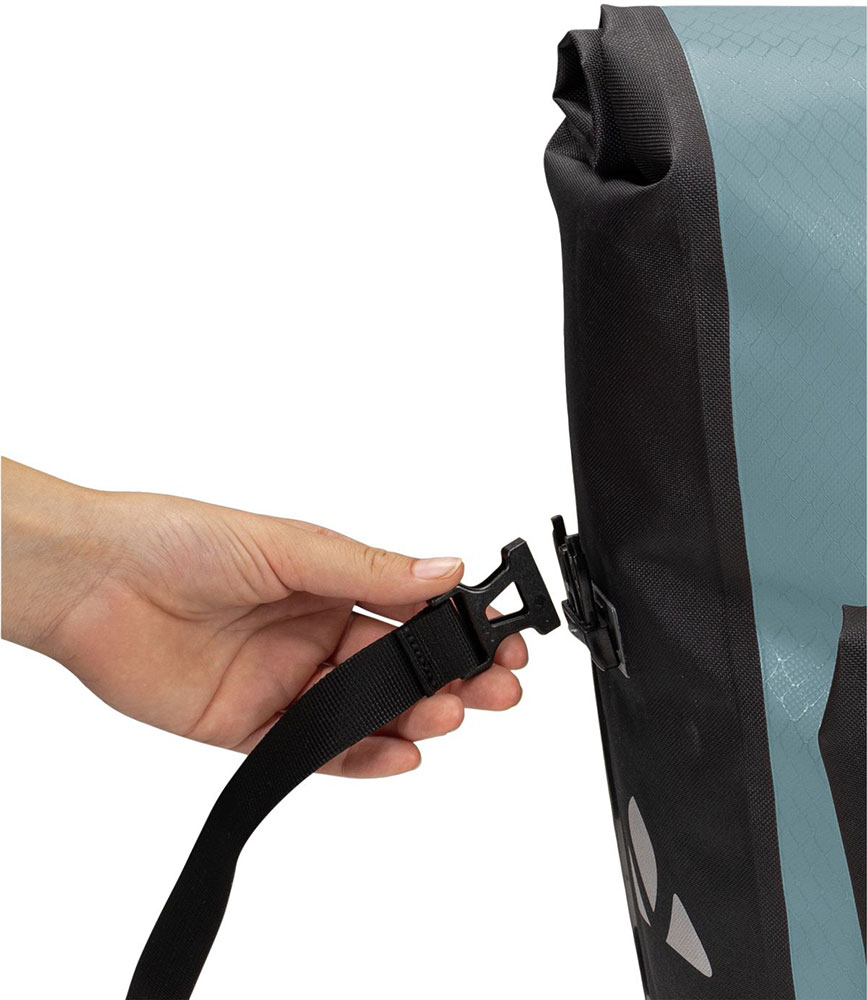 Vaude-Aqua-Back-Plus-(rec)-45849_536-(5).jpg