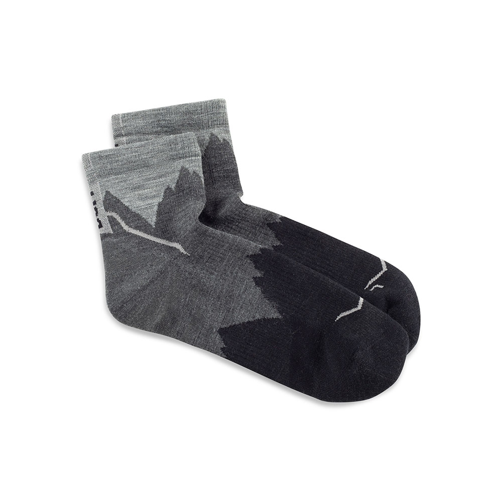 Buff_MerinoLightweightQuarter_LWQ3Black (3).jpg