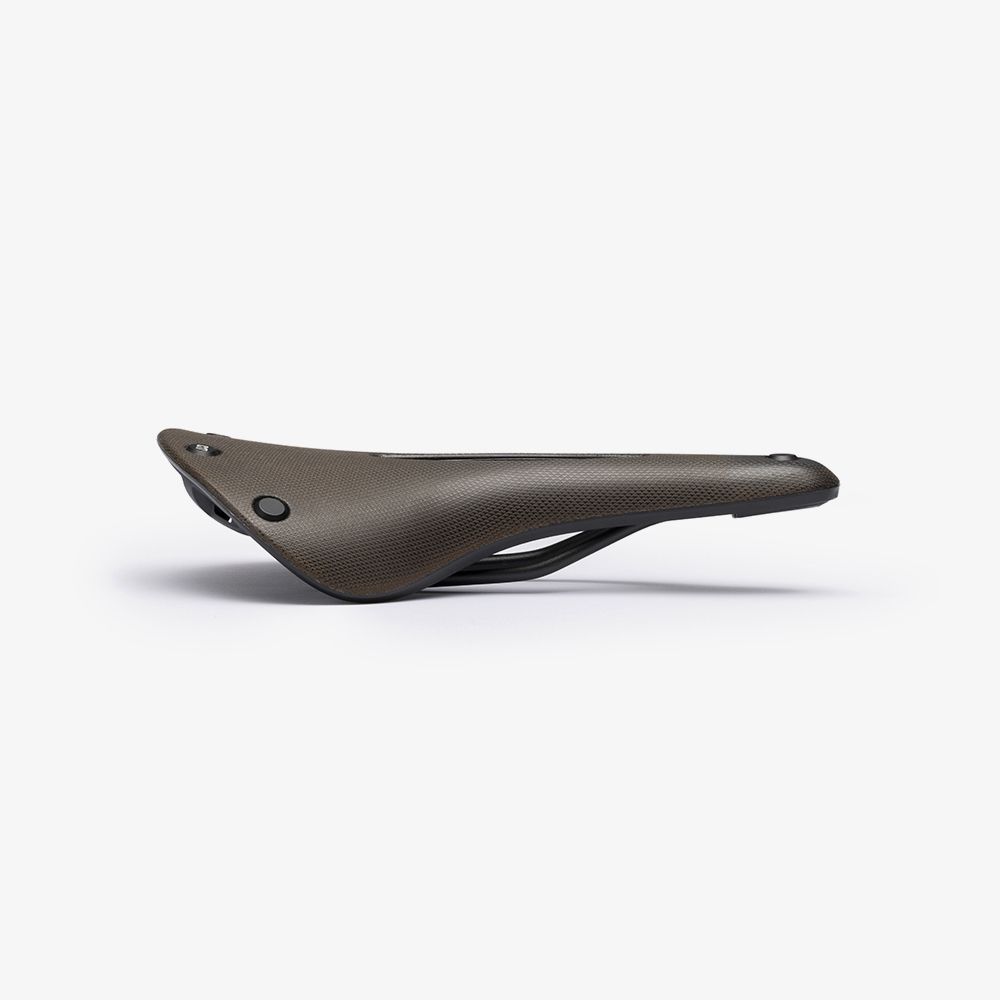 c17_carved_brown_cambium_saddle_side.jpg