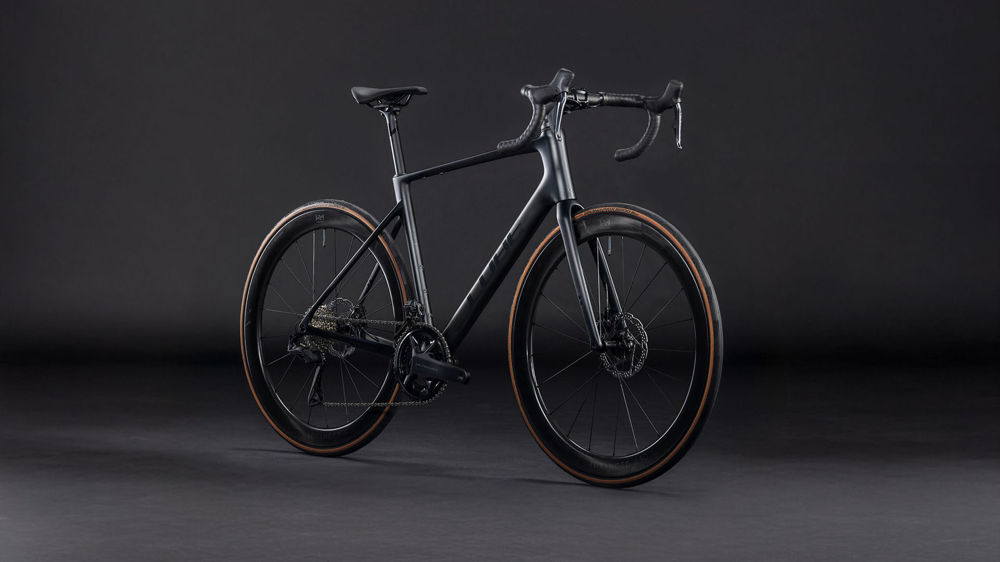 cube 125700 20161879 Attain C62 SLT carbon´n´coalchrome  (8).jpg