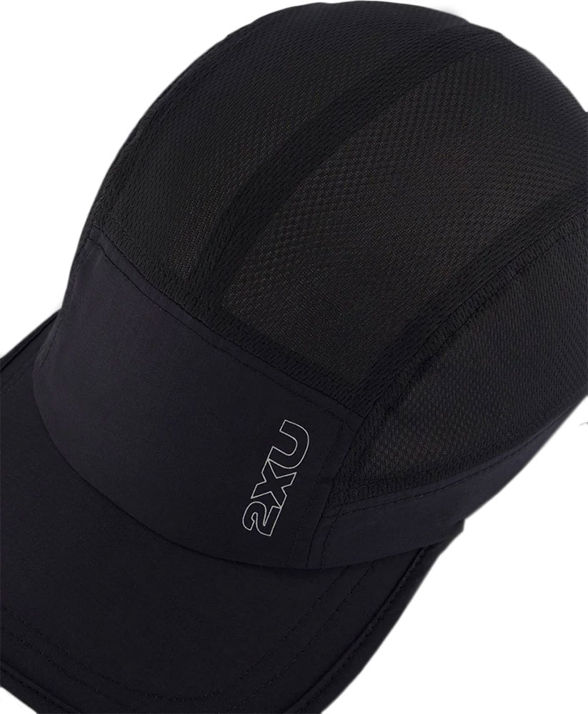 2XU_UQ6741F_Light_Speed_Laufkappe (2).jpg