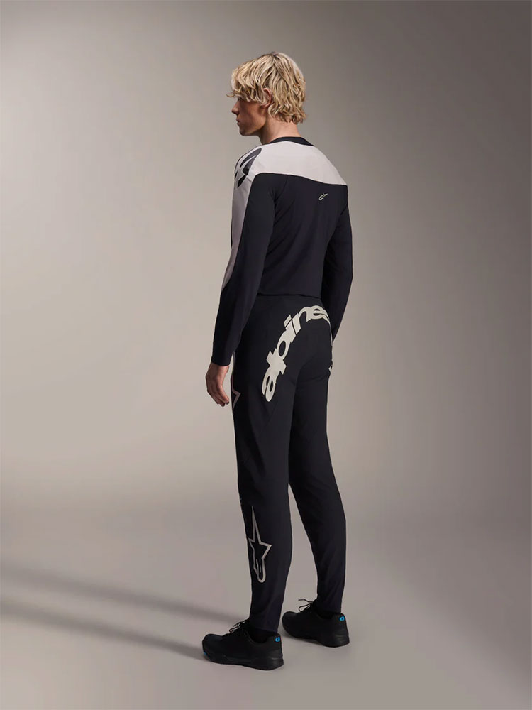 Alpinestars_1720825_Supra_Melt_MTB Hose (2).jpg