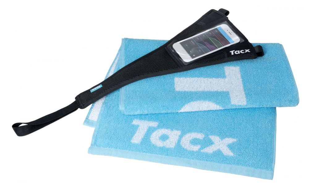Tacx-Sweat-Set-inkl.-Smartphone-Schweißfänger-+-Tacx-Handtuch_T-2935_01.jpg