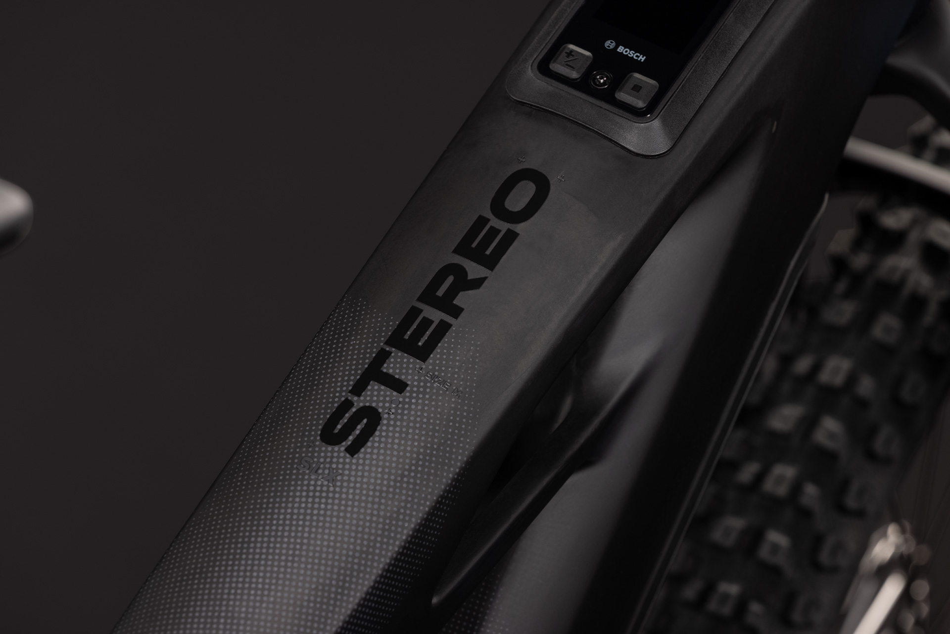 Stereo Hybrid ONE44 HPC SLX 800 blackline