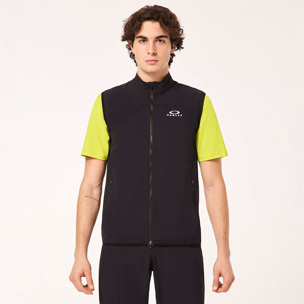 Oakley_Elements-MTB-Vest_FOA405453 02E_ (9).jpg