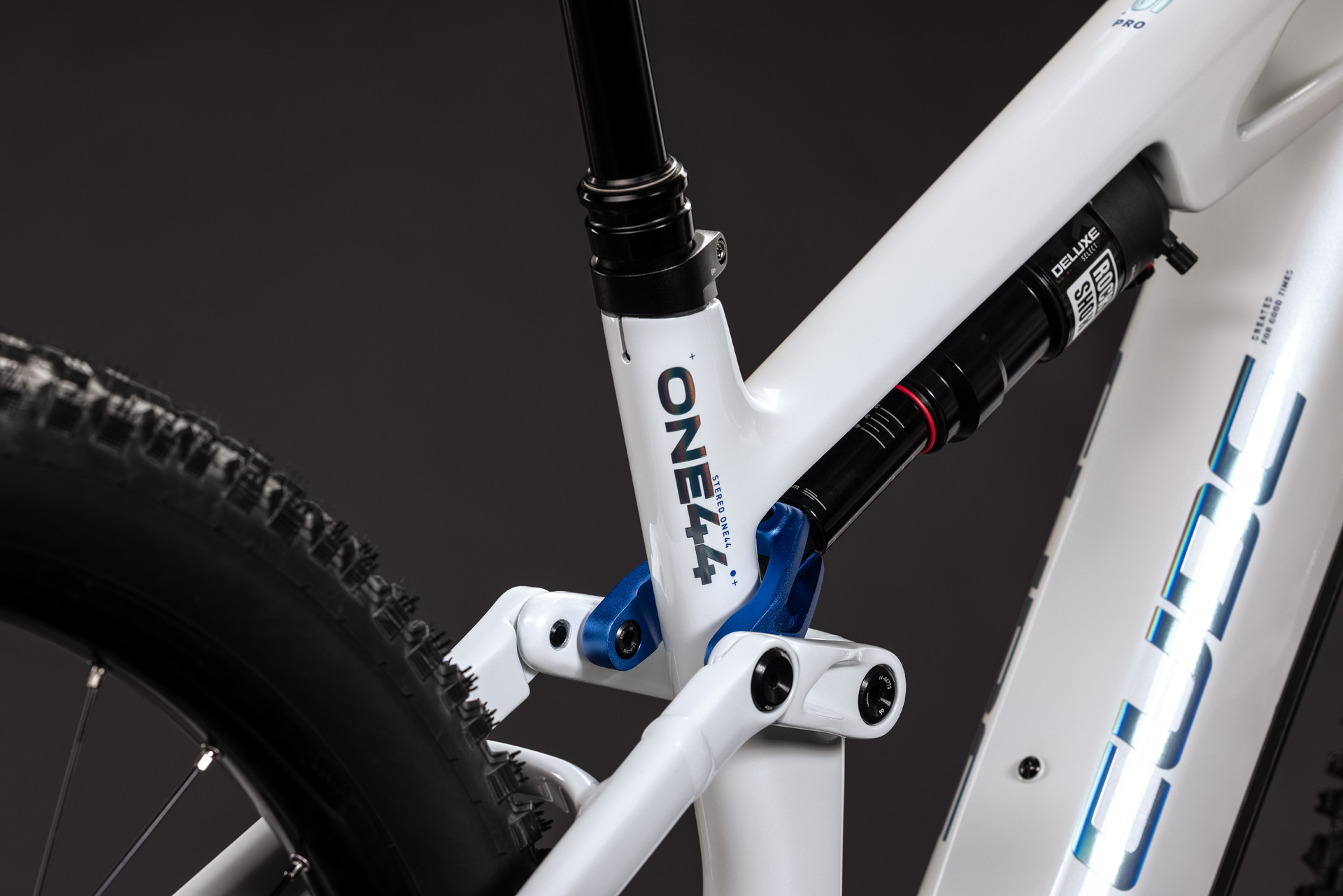 Stereo Hybrid ONE44 HPC Pro 800 metallicwhite´n´blue
