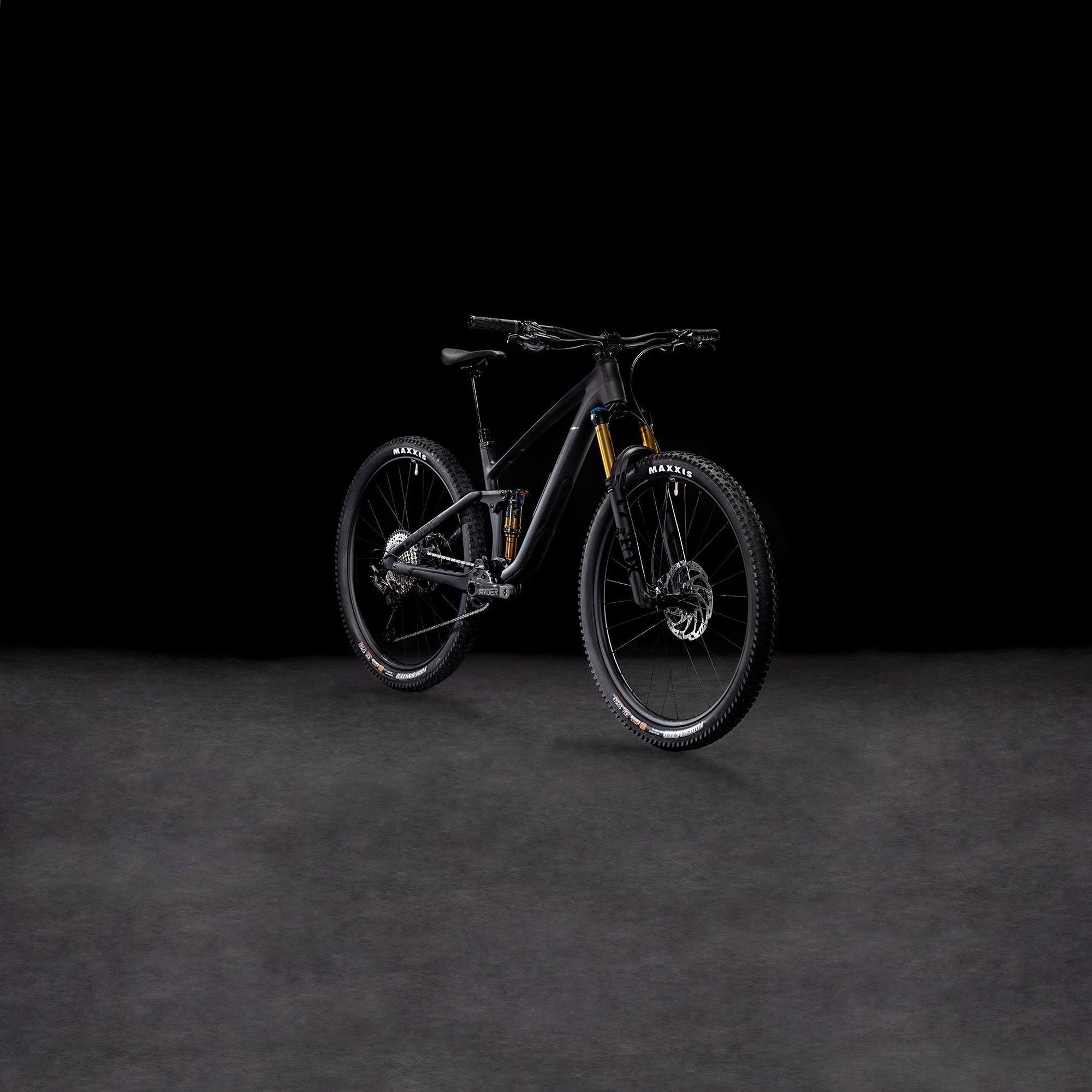 cube 836200 20145471 Stereo ONE44 C62 Race 29 blackline  (8).jpg