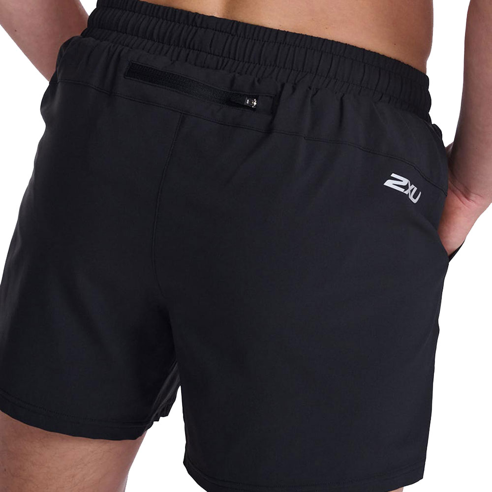 2XU_Aero-5-Inch-Laufshorts_2X-MR6903B-BLKSRF_5.jpg