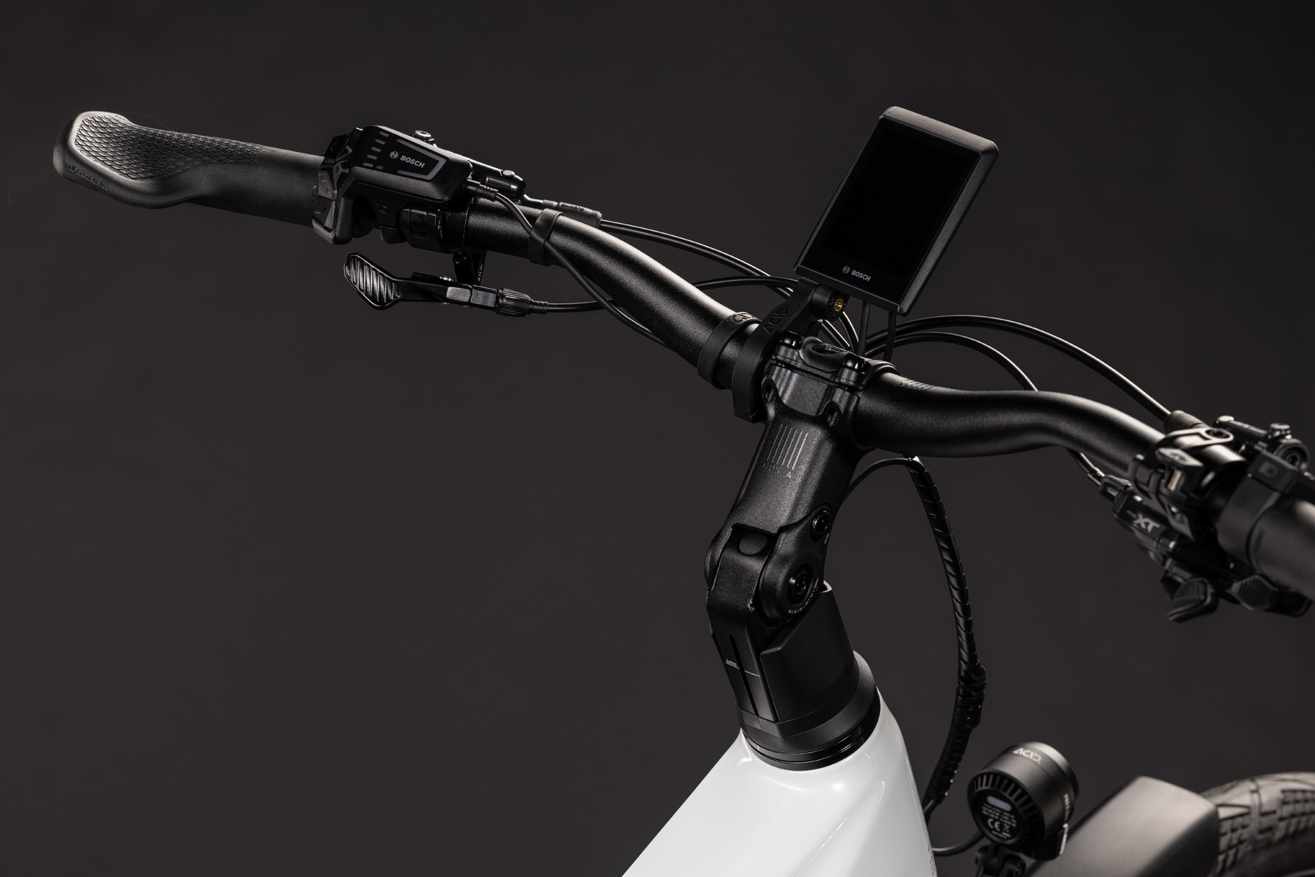 Kathmandu Hybrid ONE11 HPC SLX 800 metallicwhite´n´prizm