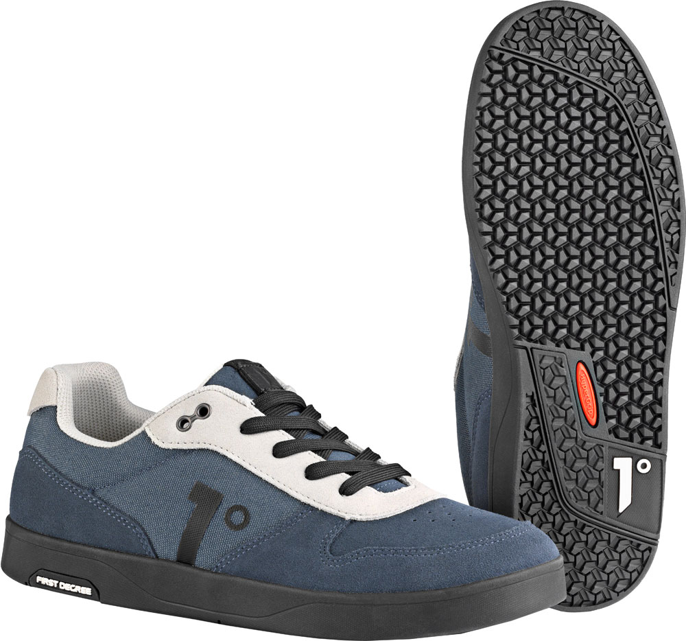 FIRST-DEGREE_ARCADE_blue-grey-2-couple.jpg
