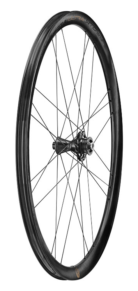 Juego de ruedas BORA ULTRA WTO 33 DB 2WF DCS
