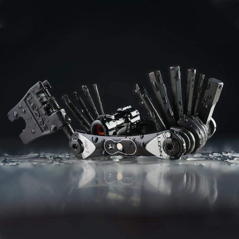 Lezyne  RAP_II_Focus_Stack_SQR_1500_1800x1800.jpg