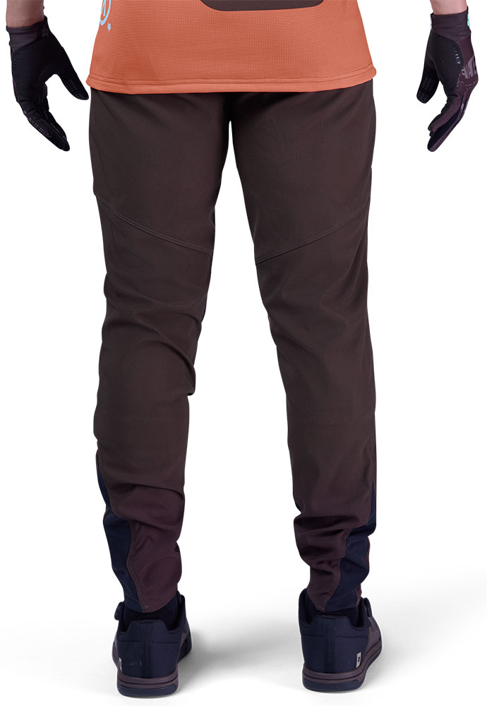 Fox_33458-222_Flexair_Elevated_MTB_Hose (4).jpg