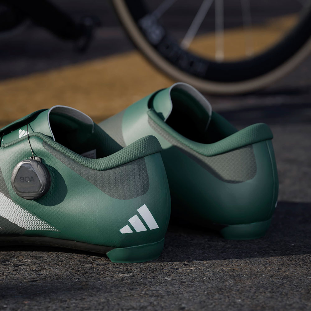 Adidas_JQ2319_Tempo_3_Stripe_Boa_Rennradschuhe (12).jpg