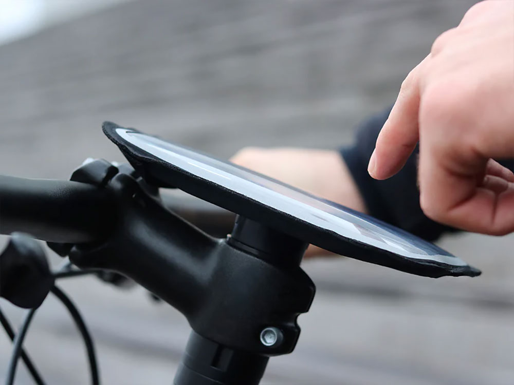 Shapeheart-Smartphone-Halterung-(8).jpg